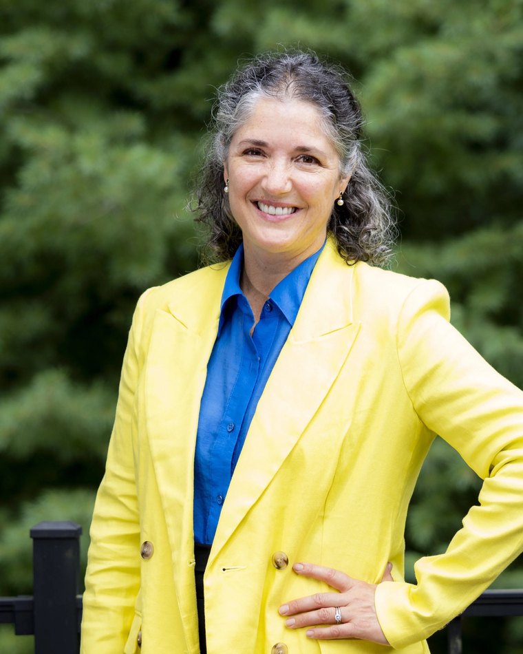Gina DeFelice, candidate for Clarkstown Town Council, Ward 4